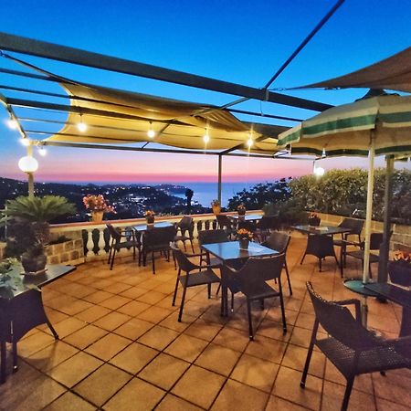 Hotel Ape Regina Casamicciola Terme Zewnętrze zdjęcie