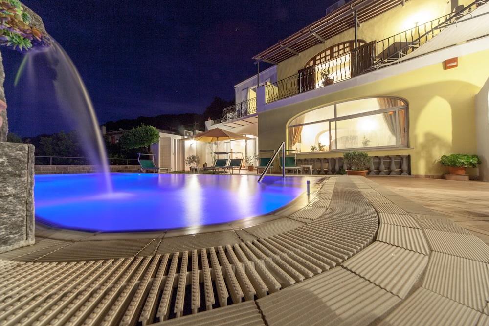 Hotel Ape Regina Casamicciola Terme Zewnętrze zdjęcie